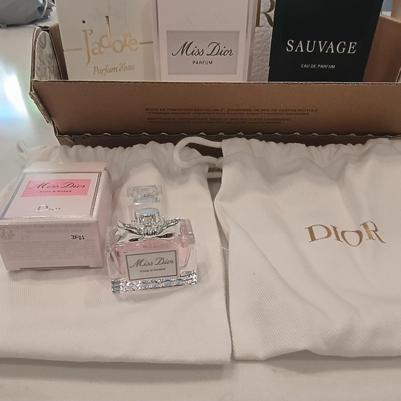 Dior Other - 💋Dior NEW W/Bag Box Tissue Card Two (2) pouches and Mini fragrance and samples!